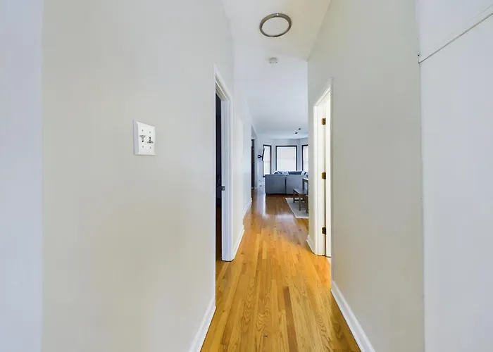 Cubs Clubhouse Retreat Апартаменты