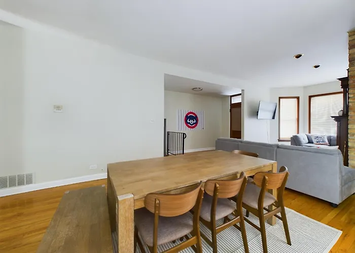 Cubs Clubhouse Retreat Апартаменты Чикаго