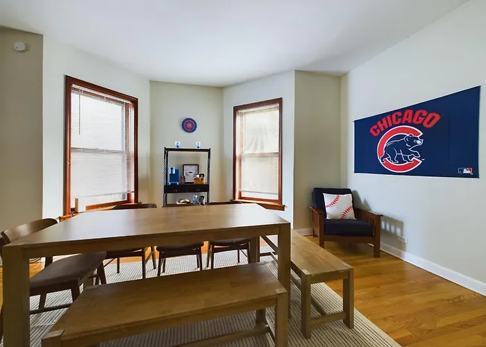 Cubs Clubhouse Retreat Апартаменты Чикаго